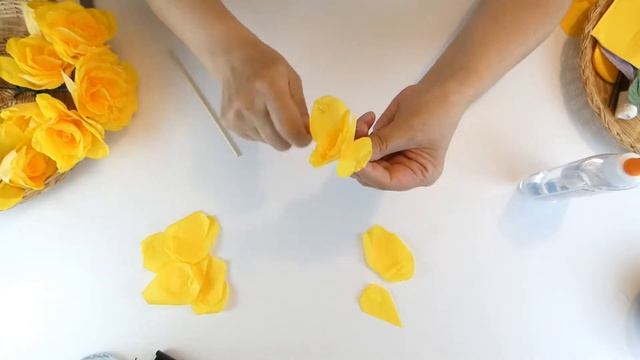 How to Make Paper Flowers ✿ Цаасаар хэрхэн цэцэг урлах вэ Pt.2 смотреть онлайн