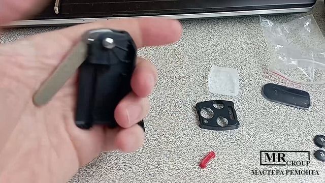 Делаем из обычного ключа для автомобиля выкидной ключ(Honda) смотреть онлайн