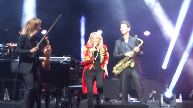Véronique Sanson - Flamingo Nights/Bernard's Song - Parc des Oiseaux le 10 septembre 2020 смотреть онлайн