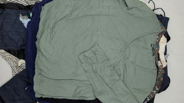 30936 Большие размеры микс женский ), секонд (cream/extra), Дубай, 3 пак, 24.5 кг, 7.50€/кг, 98 шт смотреть онлайн