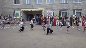 Танец Гангам Стайл