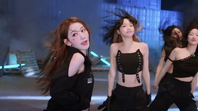 Every time when Sakura sings Lion 🦁 | LE SSERAFIM (르세라핌) 'ANTIFRAGILE' смотреть онлайн