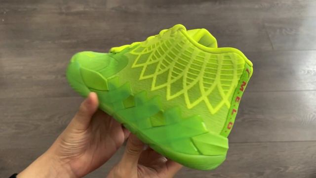 These are FIRE!! Puma x Rick and Morty MB.01 смотреть онлайн