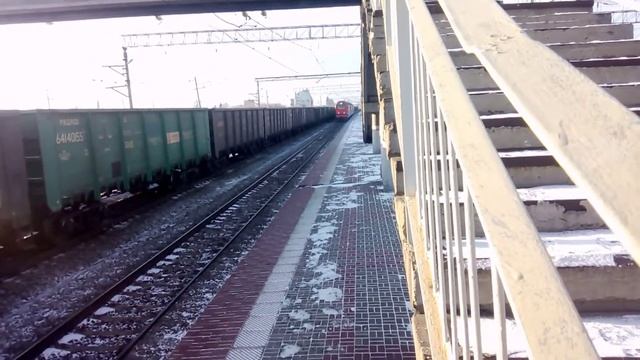 2ЭС6-060 со сплоткой из электровозов 2ЭС6-070 и электровозом ВЛ10-1857 смотреть онлайн