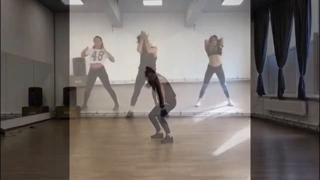 J Balvin Mi gente/ Choreography by Alena Explora смотреть онлайн