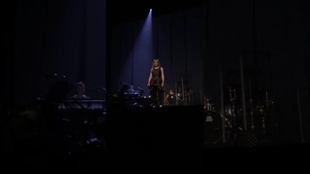 Lara Fabian camouflage world tour tu es mon autre hommage à Maurane live in Brussels смотреть онлайн