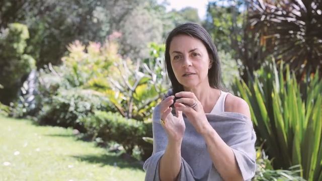 Aura Soma Real Stories Rossana смотреть онлайн