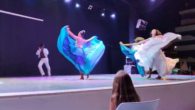 Шоу Fiesta Brazil (16.08.2022) смотреть онлайн