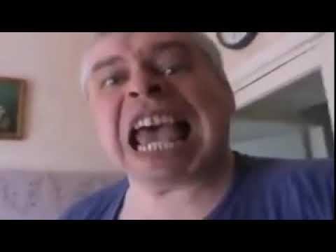 Геннадий Горин на кухне, но жмых