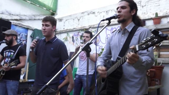 Los Whistles- La canción del pirata (Benimaclet Confusion) смотреть онлайн