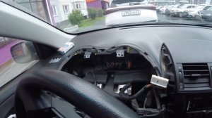 Установка кнопок мультируля для управления магнитолой Aura на Toyota Corolla E150 2008 г.в.