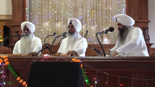 04 (Amritsar Jane Wale) Bhai Davinder Singh Sodi Gurdwara Mill Woods Edmonton +4c смотреть онлайн