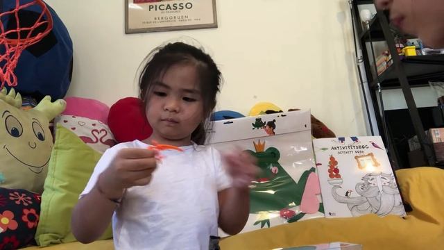 TOYS REVIEW & HAUL (JUST 50 EURO CENTS EACH???) KIDS | VLOG # 21 смотреть онлайн