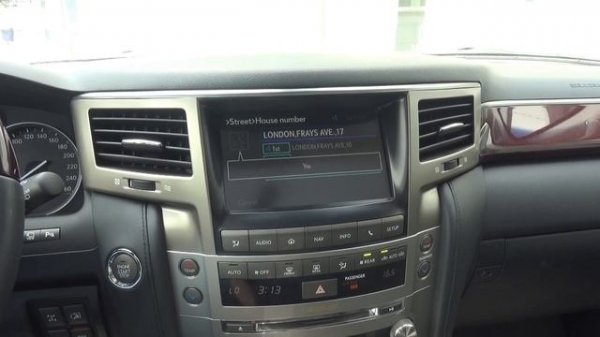 2015 Lexus LX570 eng