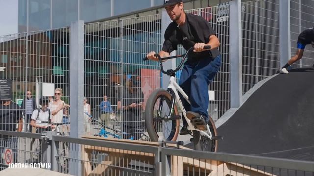 THE FINAL SPOTS! GADE BMX JAM DAY TWO смотреть онлайн