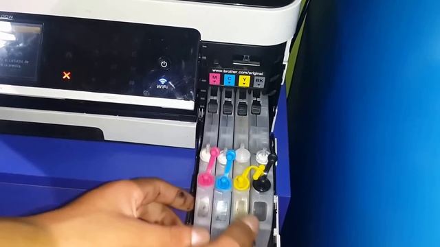 Tutorial como instalar el sistema continuo a la impresora brother MFC-4510DW/6710DW/152W.. смотреть онлайн