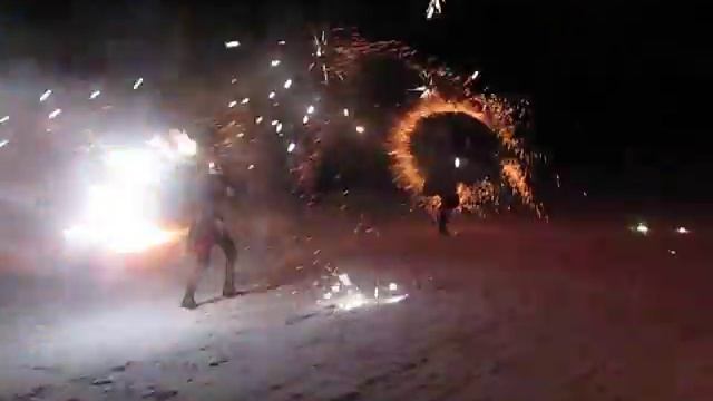 Медведь шатун 2011 фрагмент fire show смотреть онлайн