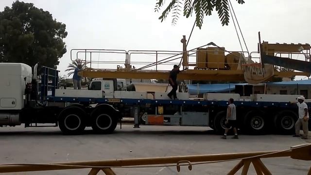 Liebherr Ltm-1250. Avi Cranes. Разборка башенного крана.