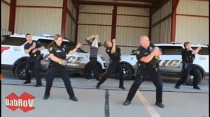 Ай цвай полицай🚓