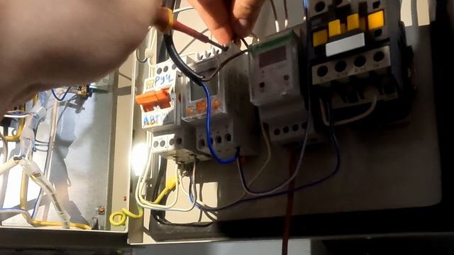 Петля гистерезиса, или как мы с Петровичем, термореле подключали.