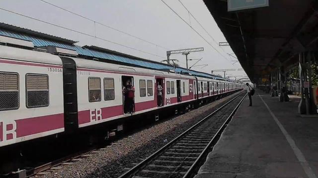 🚆High Speed Beautiful EMU Trains On ER | ️🔥100-110 Kmph Local Trains Full Speed | HWH-BWN MainLin
