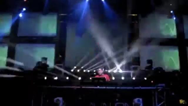 Walsh & Coutre vs. Darin Epsilon - Detour on 44 (Dousk Remix) [Perspectives Digital] смотреть онлайн