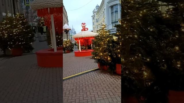 Украшенный Арбат.