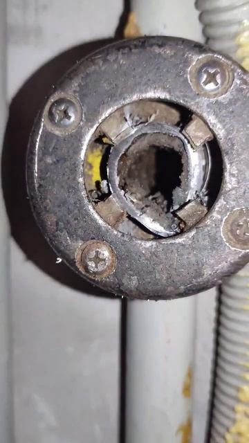 Криворукий сварщик сломал резьбу смотреть онлайн