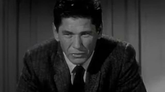 Man With a Camera - Turntable, Full Episode Classic TV Series смотреть онлайн