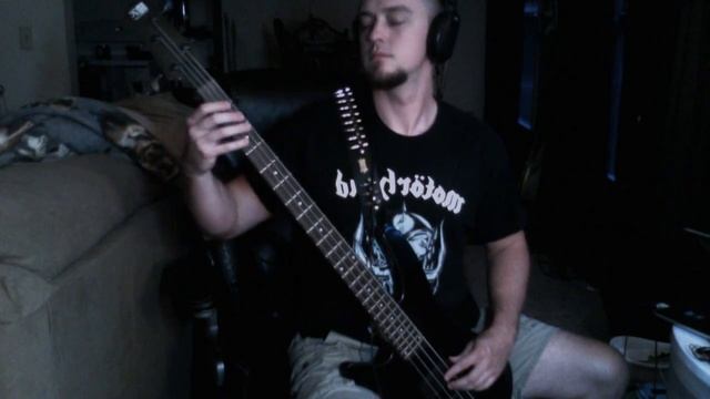 Burzum - Key to the Gate on Bass Guitar смотреть онлайн