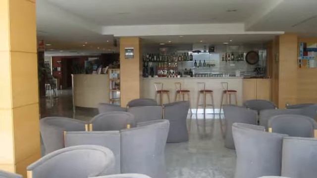 Hotel Holiday Inn Express Barcelona - Montmeló en Granollers смотреть онлайн
