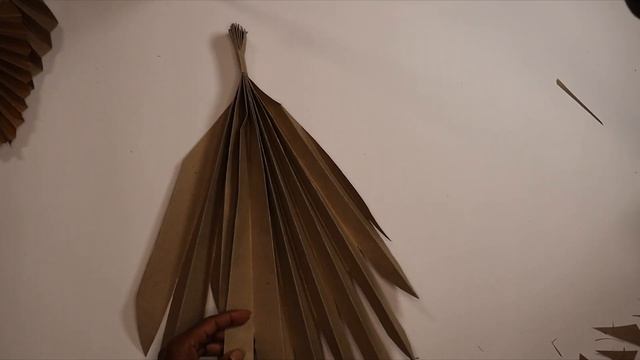 DIY Birthday Photoshoot | How to make a Palm Leaf Backdrop смотреть онлайн