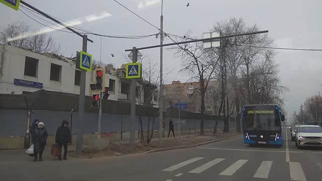 Снос хрущёвки на Свободном проспекте (09.02.2025)