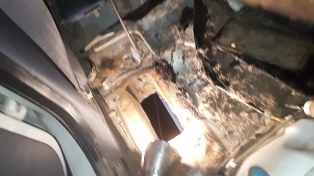 сварка лонжерона на тойота ками часть 2 смотреть онлайн