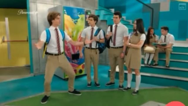 Нубы 2 -Лили говорит что Рут уходит из Рокеров/Noobees 2 -Lili says that Ruth is leaving the Rocker смотреть онлайн
