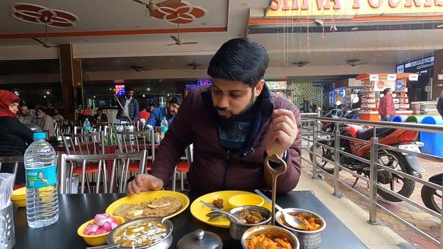 Shiva Dhaba | Mama Yadav | Aalu Piyaz Paratha | Dal Makhani | Tea | Highway Food | NH24 | Desi Food смотреть онлайн