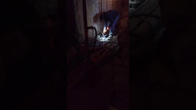 Везувий не сдается Пробивка канальи Vesuvius Does Not Surrender Sewerage Punching