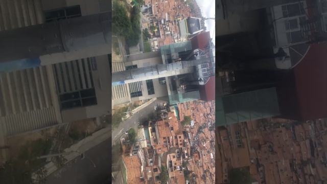 Mira Flores cable car. Medellín CO смотреть онлайн