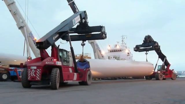 Stackers Kalmar "Windmill Transport" - Puerto De Avilés - 003 смотреть онлайн