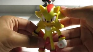Sonic JAKKS: Super Shadow figure review!