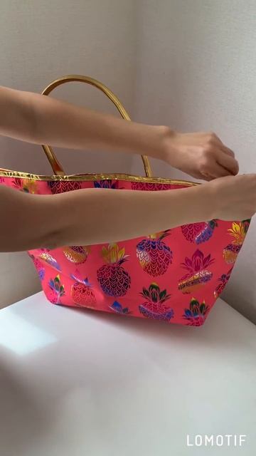 Женская сумка пляжная тканевая розовая яркая с узором ананас-Прямой поставщик сумок смотреть онлайн