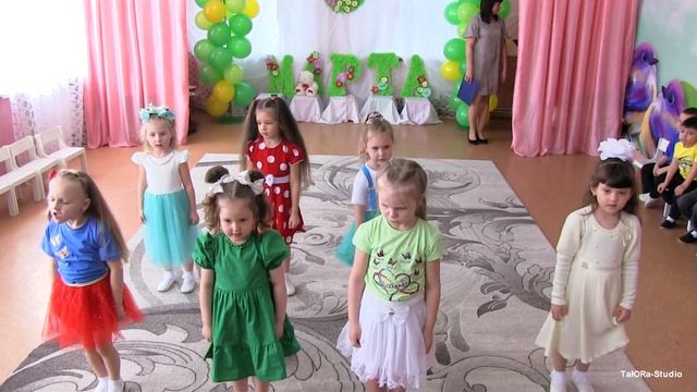 8 Марта Матрёшка Ромашка 2024 смотреть онлайн