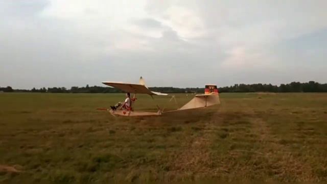 Полеты на винтажном планере SG-38 и самолётеHm-293 ,, Кукуся" смотреть онлайн