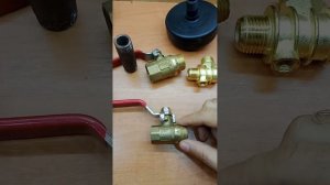 Правильно определить резьбу фитингов для сантехники поможет это видео.  определяем дюймовые резьбы.