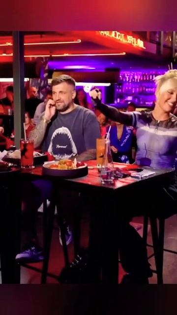 Песня про бабушку #shorts #клавакока #вопросребром смотреть онлайн