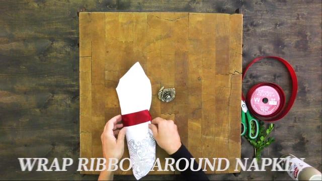 Cedar Rose Napkin Rings | Southern Living смотреть онлайн