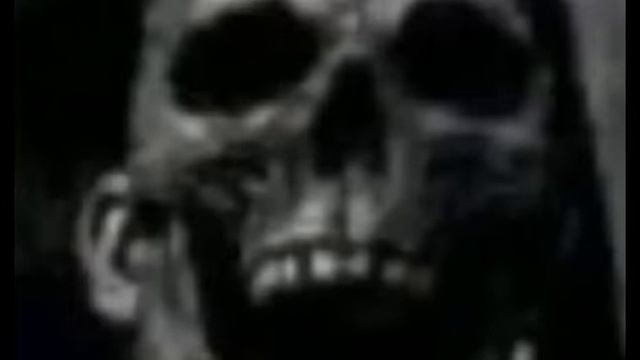 Другая версия фазы 9 жутких лиц (старой версии) смотреть онлайн