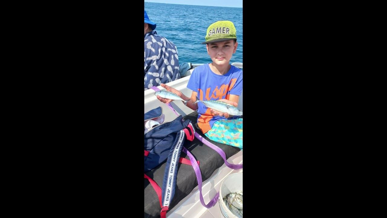 Два брата на борту смотреть онлайн