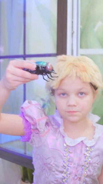 Queen Never Cry Meme -3 Rapunzel Princess #queennevercry #funny #princess смотреть онлайн