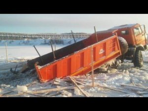 МОЛОДЦЫ ДАЛЬНОБОИ НА КОЛЫМЕ #КАМАЗ